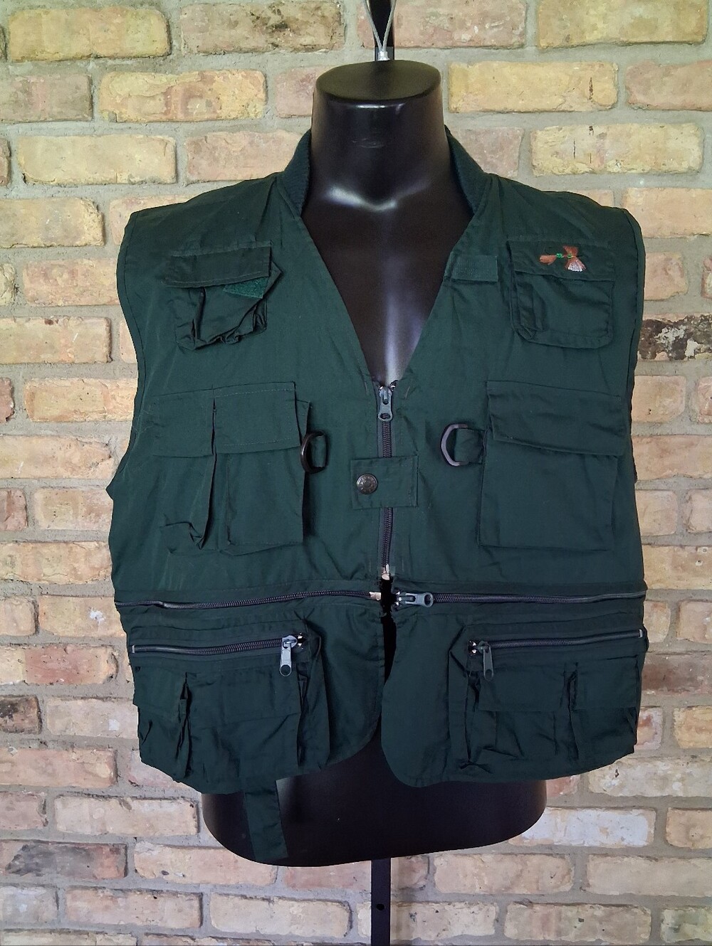 NWT FIELD & STREAM FISHING VEST SIZE XL